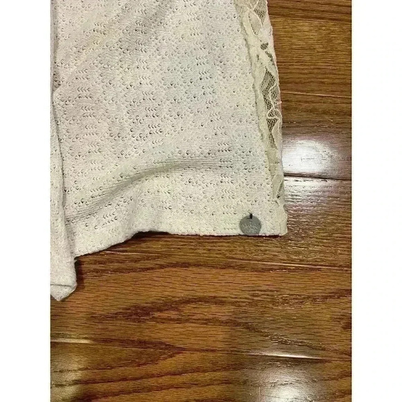 Crowned Free One Lace Floral Lace Ivory Shawl Kimono Cover Up Festival - Picture 3 of 7